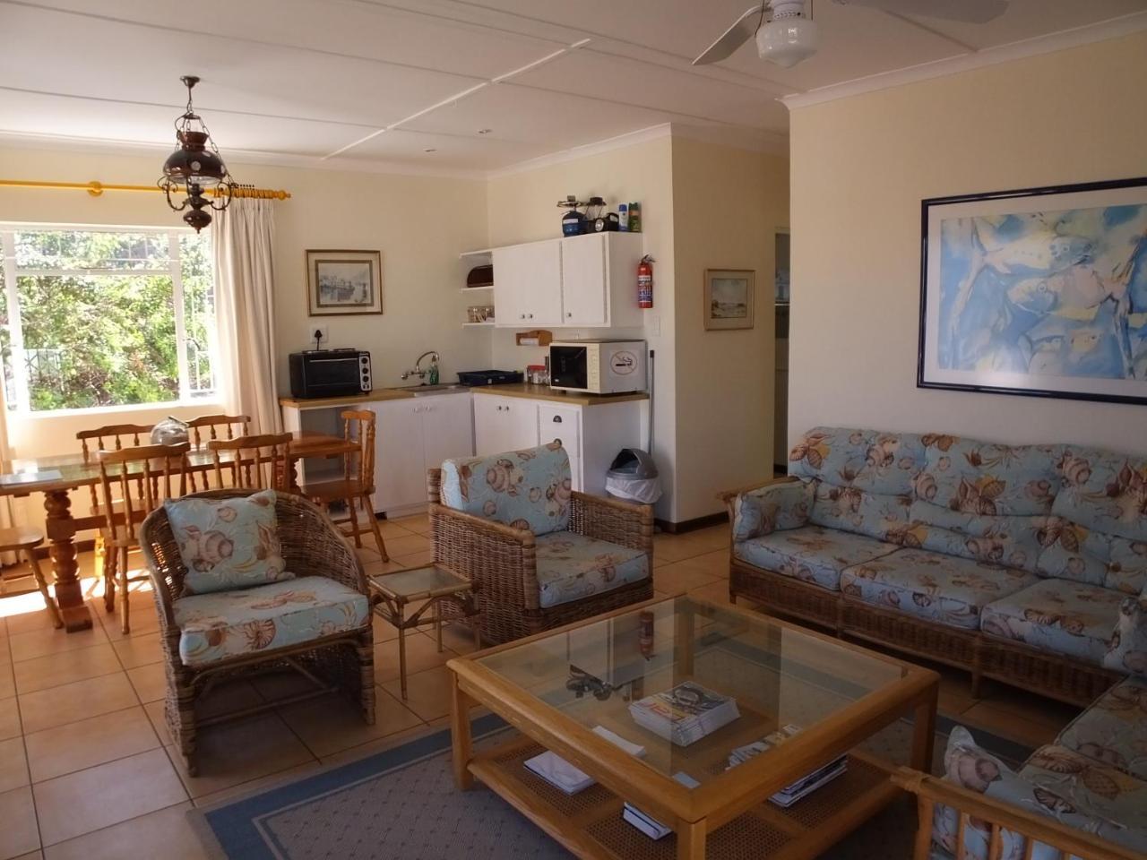 Paulyn Place Kenton on Sea Exterior photo